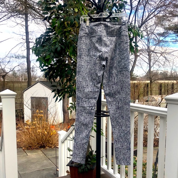 Victoria Secret Long Leggings - Picture 2 of 10